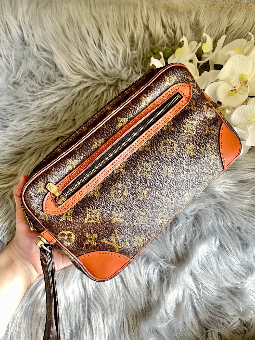 Authentic Louis Vuitton monogram Marley Dragonne GM clutch